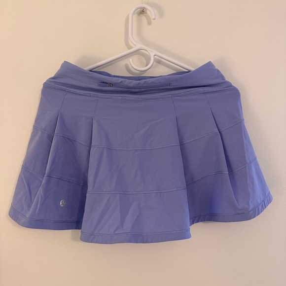 Lululemon skirt - Picture 1 of 3